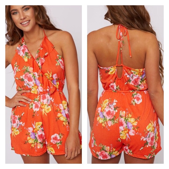 Floral Halter V Neck Ruffles Romper - Picture 2 of 2
